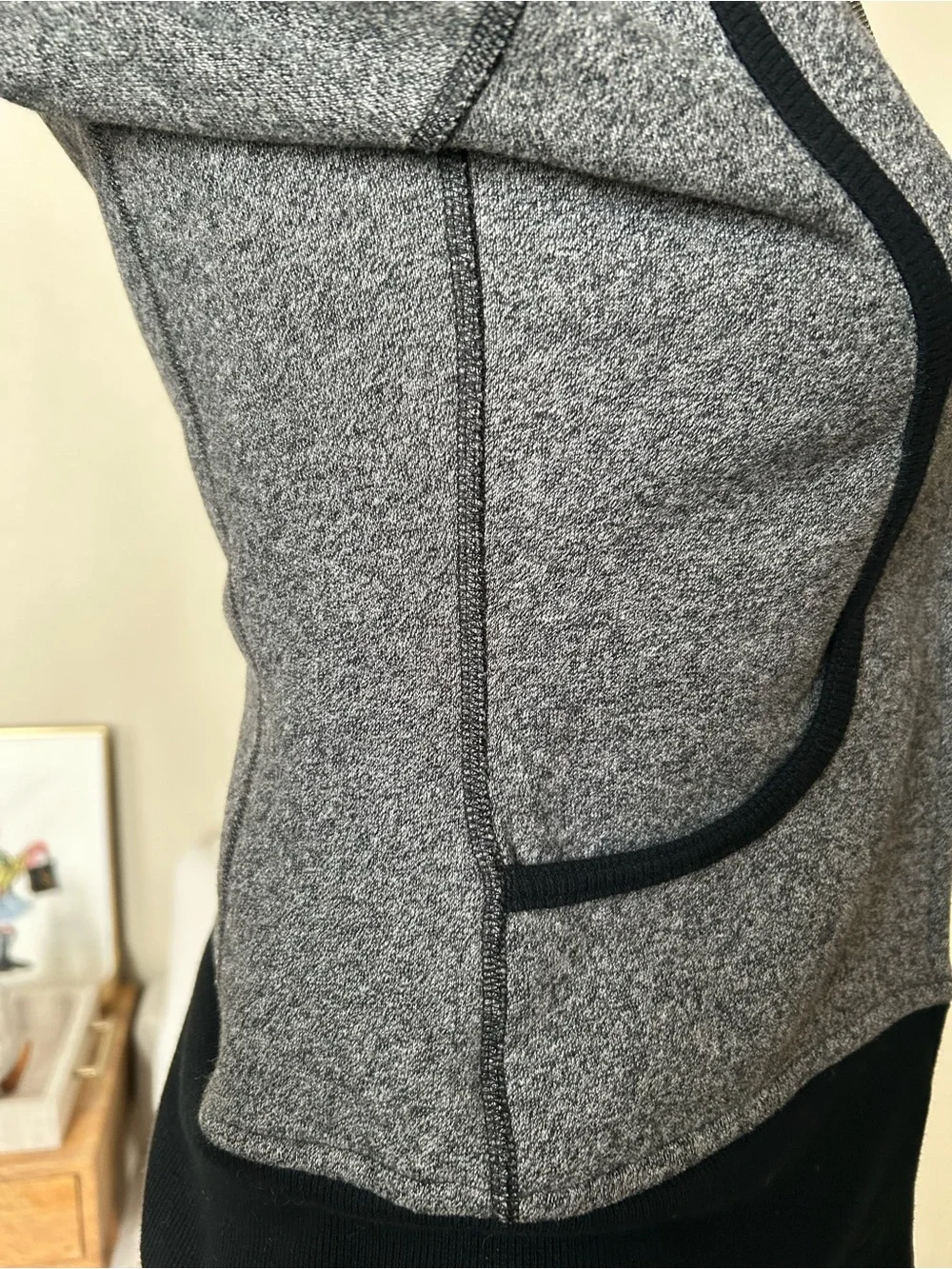 lululemon athletica scuba hoodie Size 4